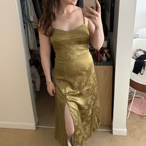 Trixxi Gold Floral Midi Dress